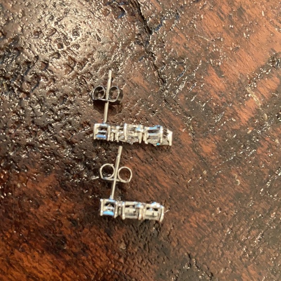 Diamonds With Appraisal! - Picture 13 of 16